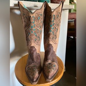 Corral snip toe boots